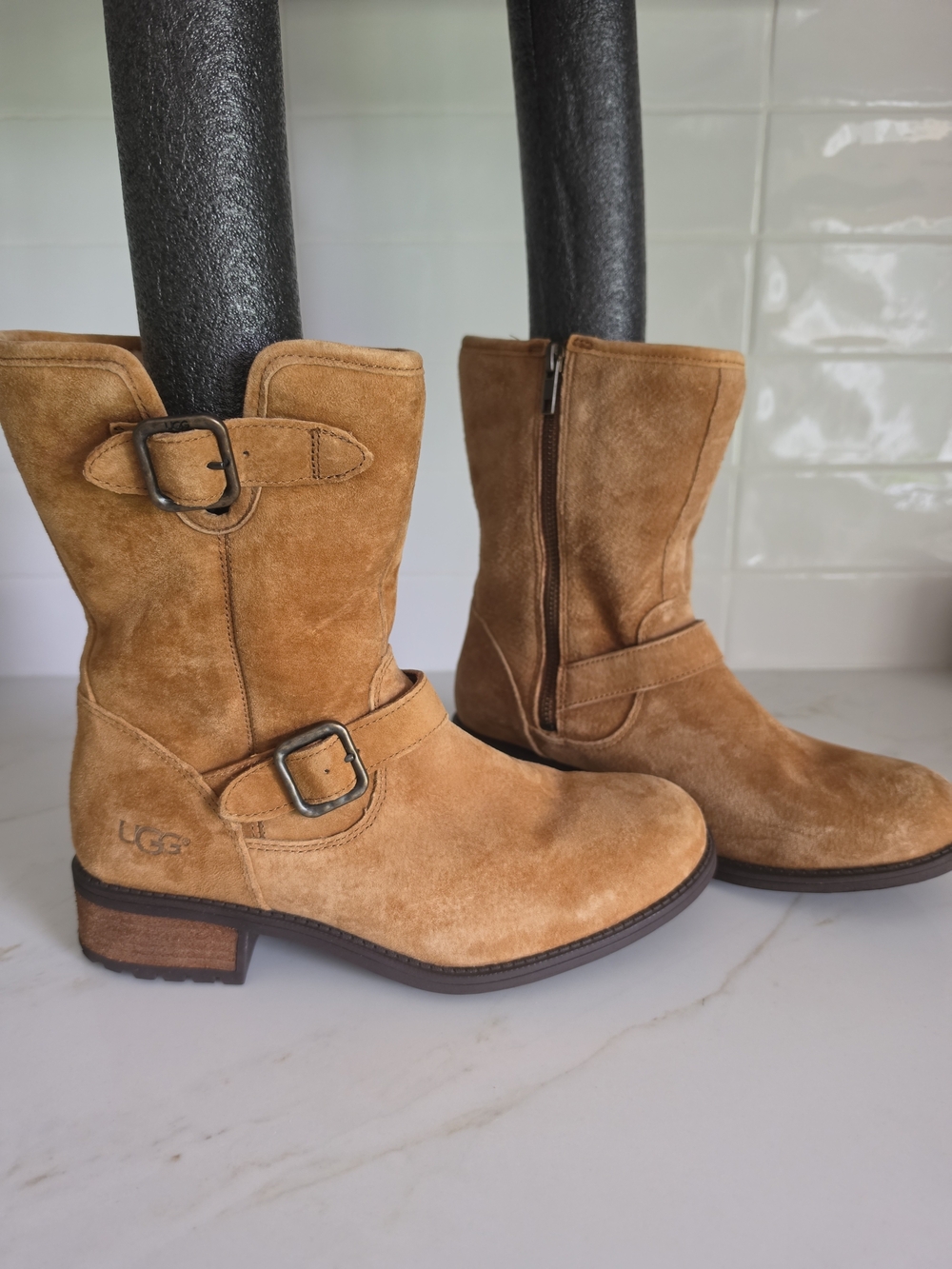 UGG Chaney Chestnut Suede Mid-Calf Moto Boots Style 1006042 - Women's Size 8